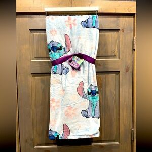 Disney’s Lilo and Stitch throw blanket